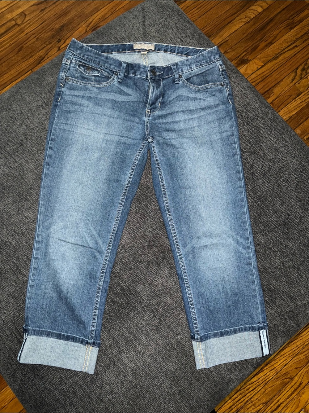 Banana Republic Stretch Cuffed Capri Jeans Women’s 28/6 Medium Wash - Picture 2 of 10